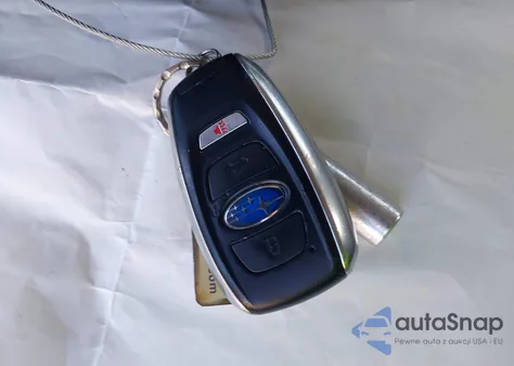 2017 Subaru Legacy 3.6R Limited z USA, uszkodzony, nr VIN 4S3BNEN68H3065080